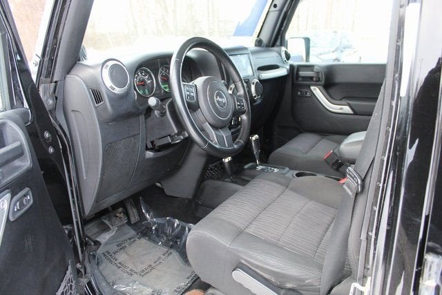 2012 Jeep Wrangler Unlimited Sahara