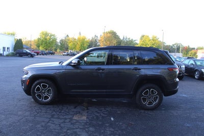2024 Jeep Grand Cherokee 4xe Trailhawk