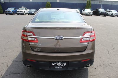 2015 Ford Taurus SE