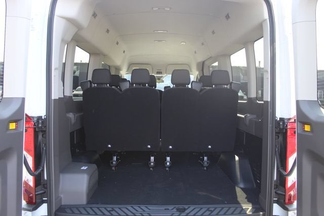 2026 Ford Transit Passenger Wagon XLT