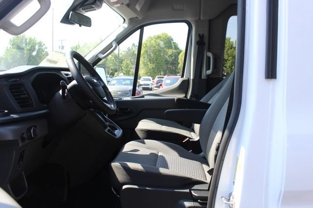 2026 Ford Transit Passenger Wagon XLT