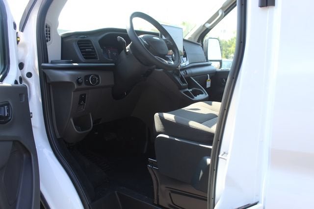 2026 Ford Transit Passenger Wagon XLT