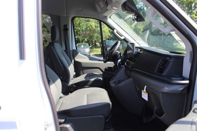 2026 Ford Transit Passenger Wagon XLT