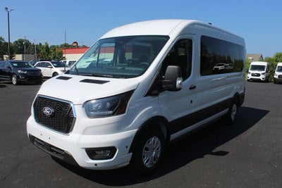 2026 Ford Transit Passenger Wagon XLT