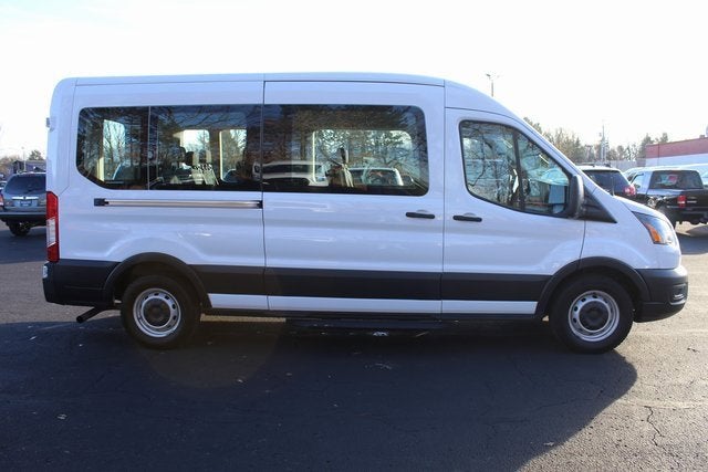 2022 Ford Transit Passenger Wagon XL