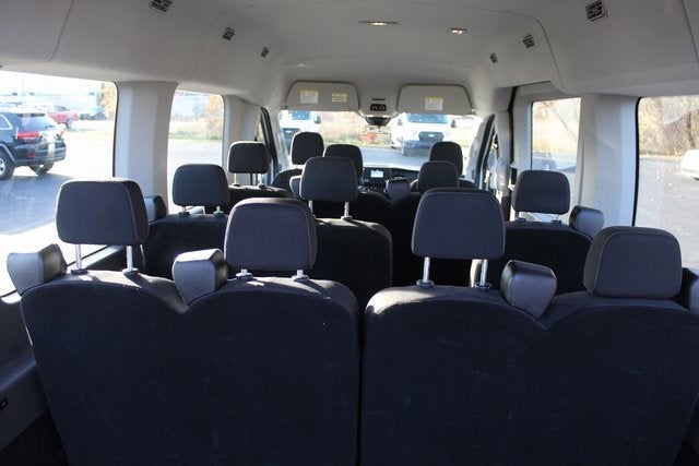 2022 Ford Transit Passenger Wagon XL