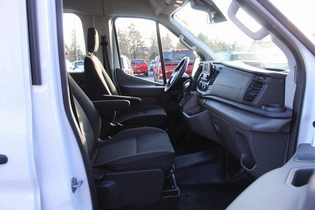 2022 Ford Transit Passenger Wagon XL