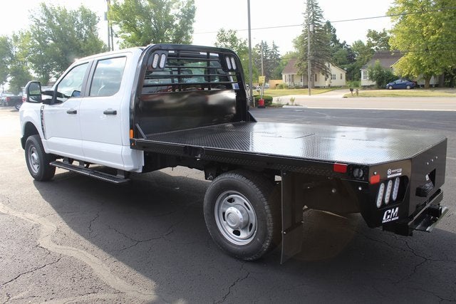 2025 Ford Super Duty F-350 SRW XL