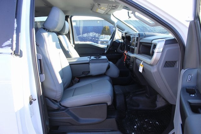 2026 Ford Super Duty F-350 DRW XL