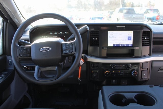 2026 Ford Super Duty F-350 DRW XL