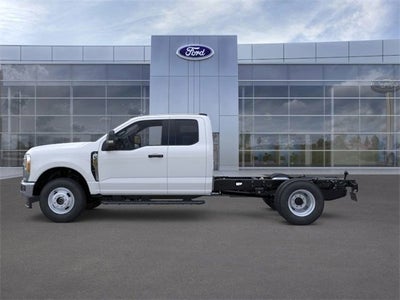 2026 Ford Super Duty F-350 DRW XL