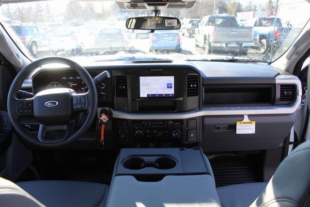 2026 Ford Super Duty F-350 DRW XL