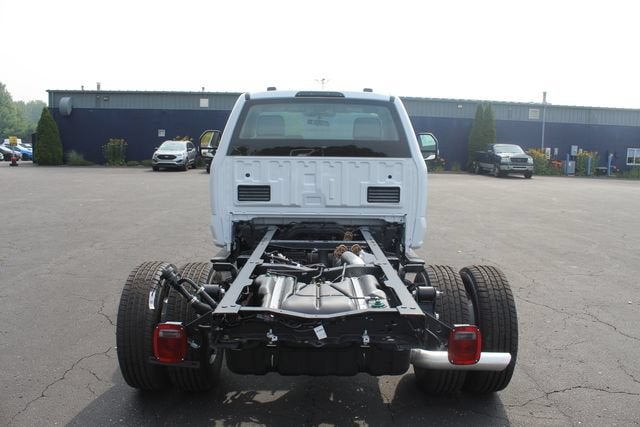 2026 Ford Super Duty F-350 DRW XL