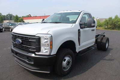 2026 Ford Super Duty F-350 DRW XL