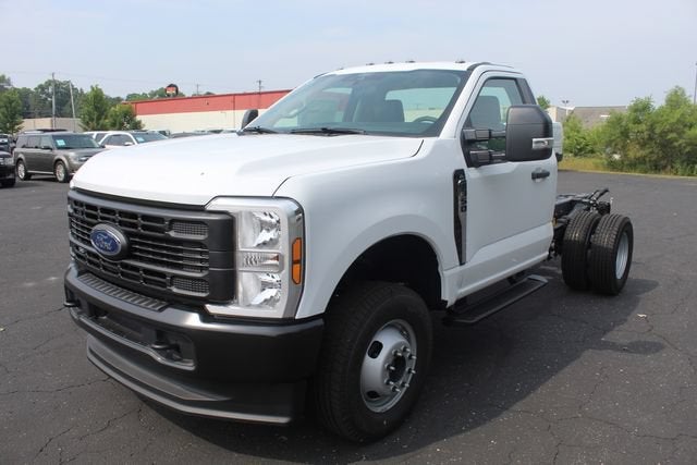 2026 Ford Super Duty F-350 DRW XL