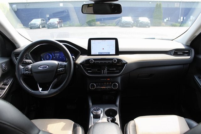 2022 Ford Escape Titanium