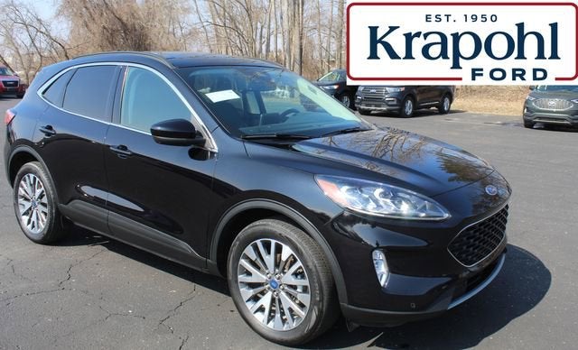 2022 Ford Escape Titanium