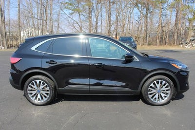 2022 Ford Escape Titanium