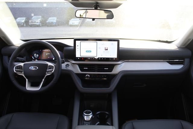 2026 Ford Explorer Active w/100A Pkg