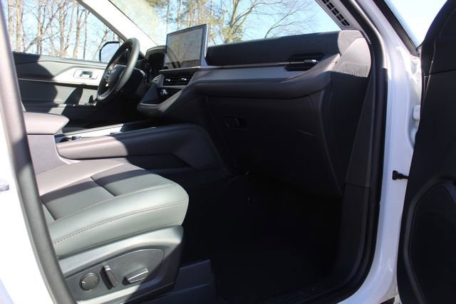 2026 Ford Explorer Active (100A)