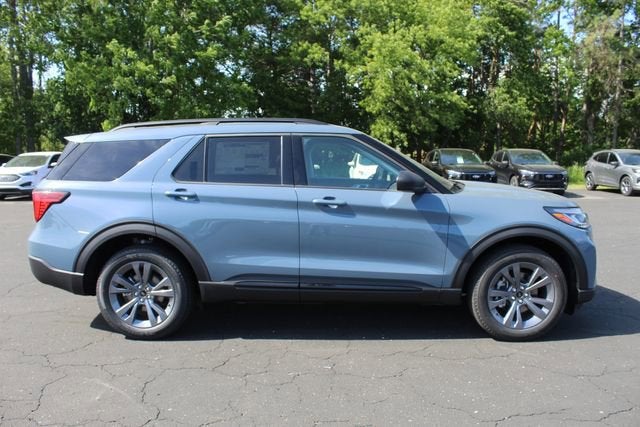 2026 Ford Explorer Active w/100A Pkg