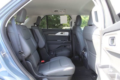 2026 Ford Explorer Active w/100A Pkg