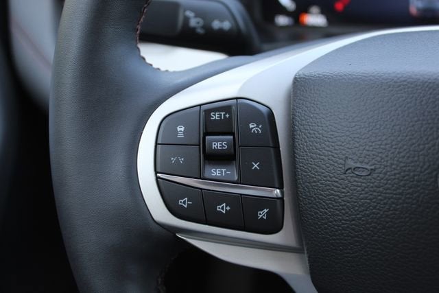 2026 Ford Explorer Active w/100A Pkg
