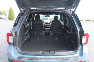 2027 Ford Explorer Active w/200A Pkg