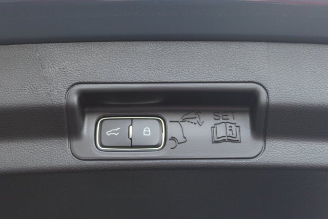 2027 Ford Explorer Active w/200A Pkg