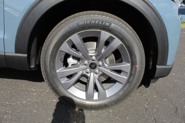 2027 Ford Explorer Active w/200A Pkg