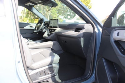 2027 Ford Explorer Active w/200A Pkg