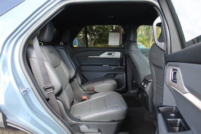 2027 Ford Explorer Active w/200A Pkg