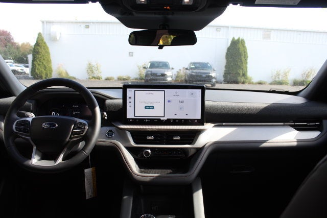 2027 Ford Explorer Active w/200A Pkg