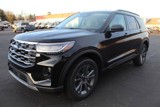 2026 Ford Explorer Active w/200A Pkg