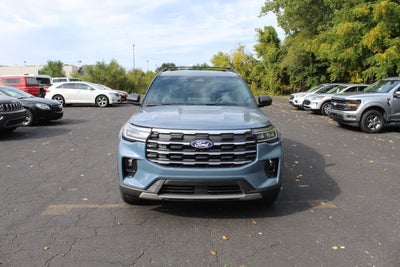 2027 Ford Explorer Active w/200A Pkg