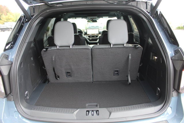 2027 Ford Explorer Active w/200A Pkg