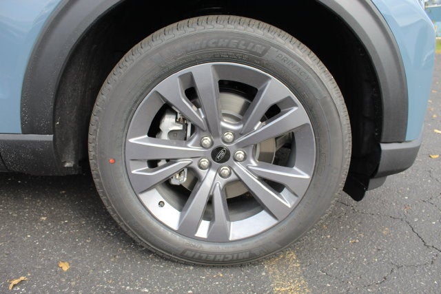 2027 Ford Explorer Active w/200A Pkg