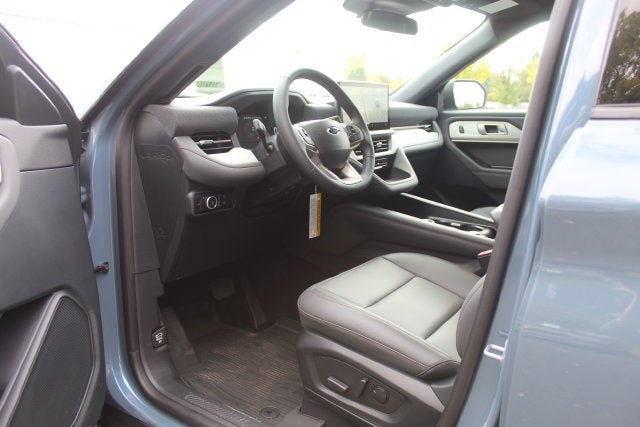 2027 Ford Explorer Active w/200A Pkg