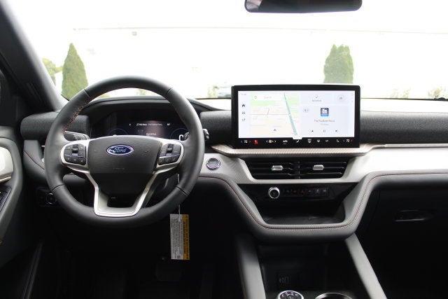 2027 Ford Explorer Active w/200A Pkg