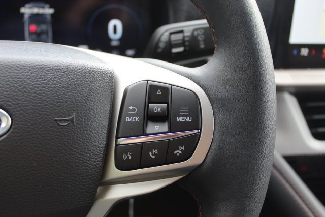 2027 Ford Explorer Active w/200A Pkg