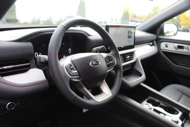 2027 Ford Explorer Active w/200A Pkg