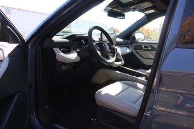 2027 Ford Explorer Platinum