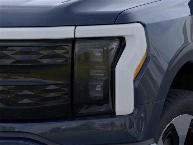 2025 Ford F-150 Lightning Platinum