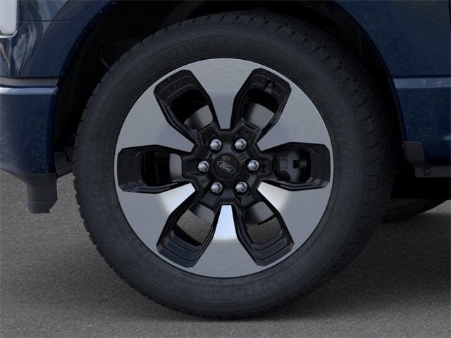 2025 Ford F-150 Lightning Platinum