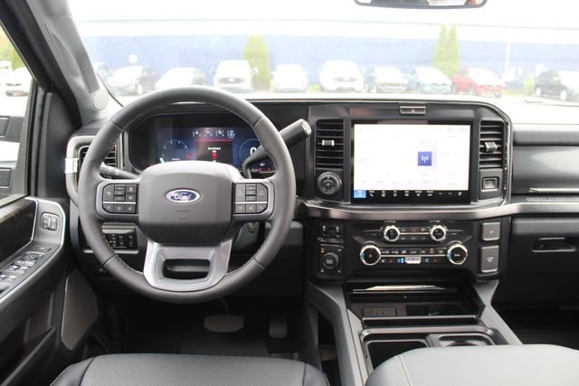 2026 Ford Super Duty F-350 SRW LARIAT