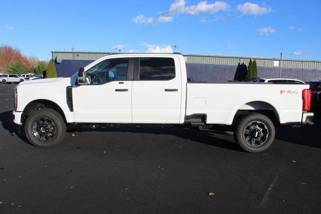 2026 Ford Super Duty F-350 SRW XL