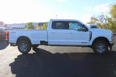 2026 Ford Super Duty F-350 SRW LARIAT