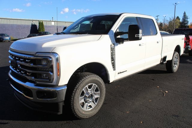 2026 Ford Super Duty F-350 SRW LARIAT