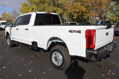 2026 Ford Super Duty F-350 SRW XL