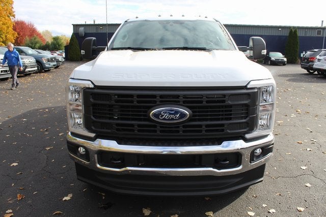 2026 Ford Super Duty F-350 SRW XL